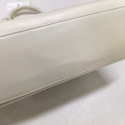 FERRAGAMO White Leather Embossed Tote Bag Golden hardware-(SKU)-951805301