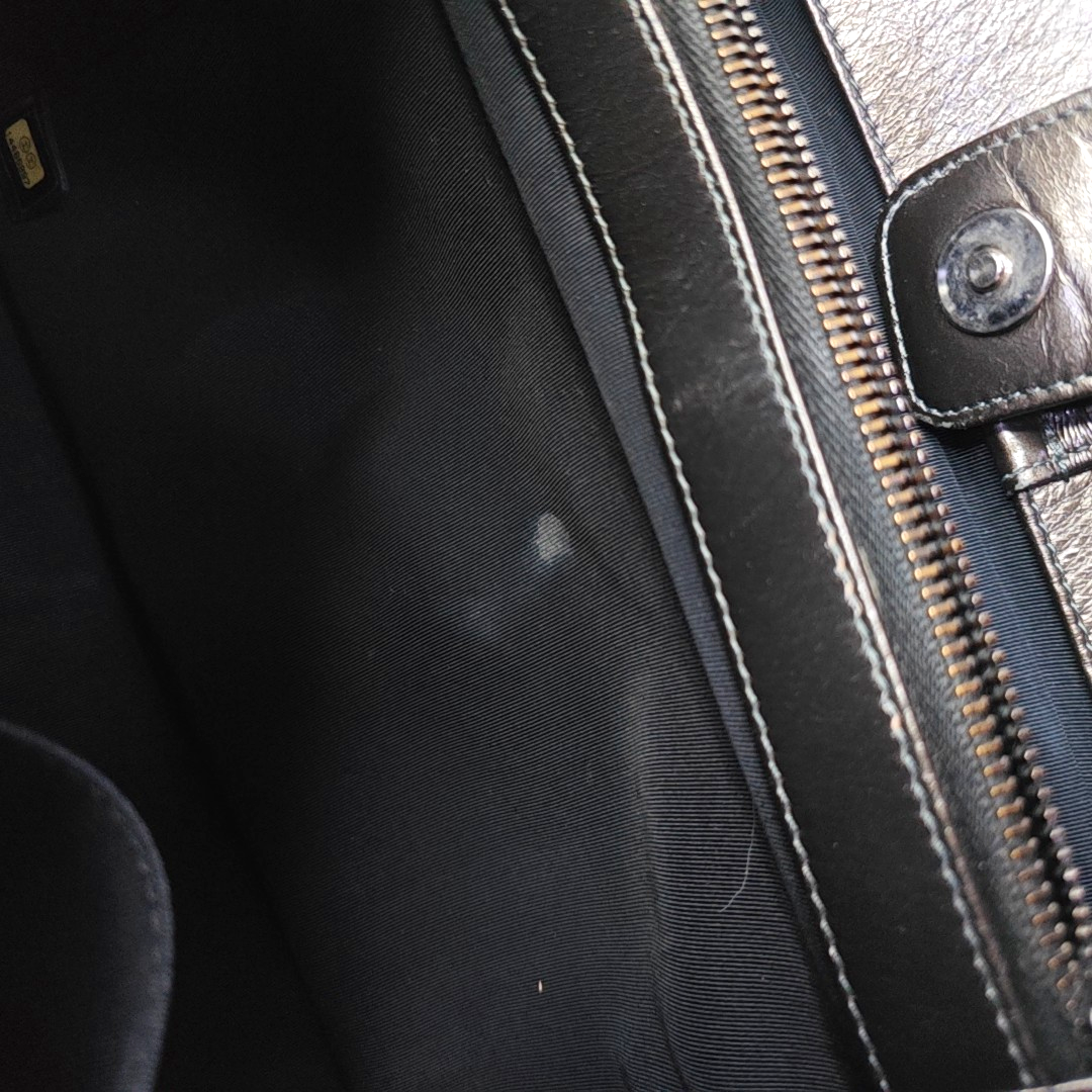 CHANEL CHAIN ME Black Leather Quilted Shoulder Bag, Rhodium-Plated Hardware, 14 Compartments-(SKU)-945537046