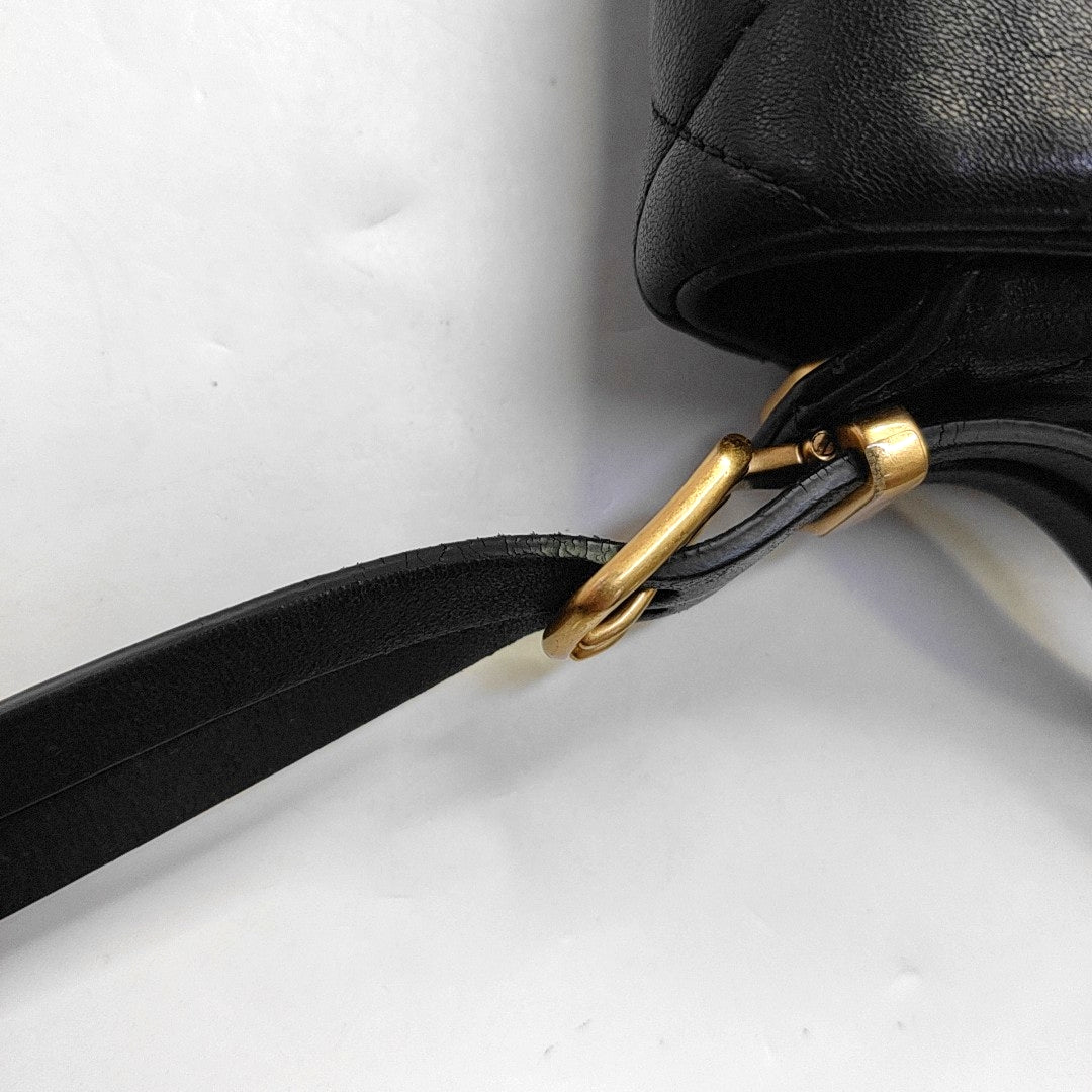 CHANEL CLASSIC FLAP black lambskin quilted diamond pattern crossbody bag shoulder bag gold hardware-(SKU)-967910600
