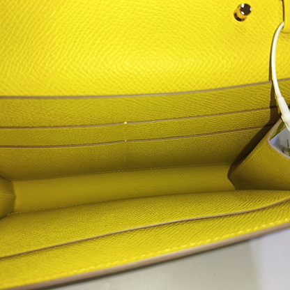 HERMÈS Clic 16 Lemon Yellow Epsom Calfskin Crossbody Shoulder Bag with Detachable Strap and Golden Hardware, D-(SKU)-959029561