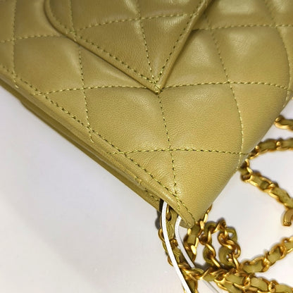 CHANEL WOC Yellow Green Lamb Skin Quilted Single Shoulder Bag Crossbody Bag Golden Hardware-(SKU)-966293271