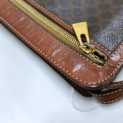 CELINE MACADAM CLUTCHES Dark Brown Coated Canvas Triumph Handbag Tote Bag Golden hardware-(SKU)-959810652