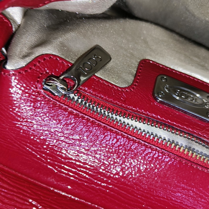 TOD'S Burgundy Patent Leather Quilted Single Shoulder Bag Ruthenium color hardware Removable shoulder strap-(SKU)-931990253