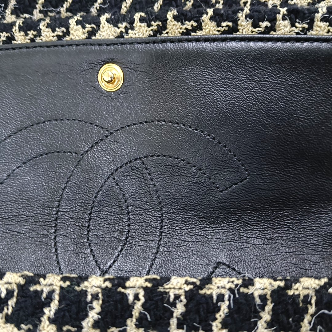 CHANEL 2.55 multicolor wool single shoulder bag/crossbody bag with gold-colored hardware, 21 pockets-(SKU)-960334063