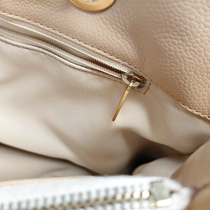 CHANEL CHANEL GST Large Beige Calfskin Quilted Lambskin Leather Chain Shoulder Bag Handbag Gold Hardware 19 Clasp-(SKU)-960372064