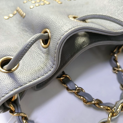 CHANEL DEAUVILLE DRAWSTRING BUCKET Medium Grey Grained Leather Drawstring Bucket Bag Crossbody Bag Single Shoulder Bag Golden Hardware 29cm-(SKU)-951664392