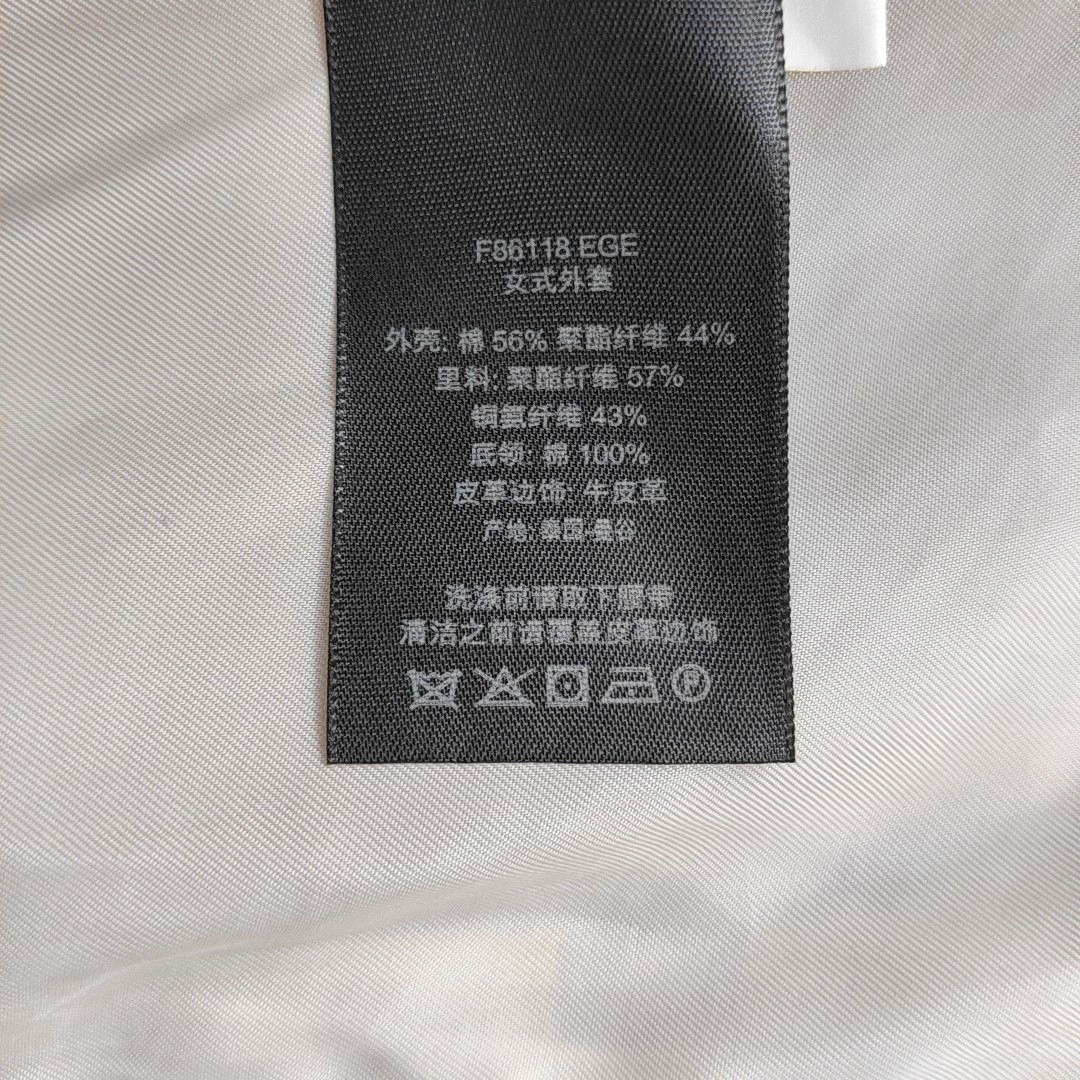 COACH XScode Spring and Autumn Grayish White Cotton Women's Medium Length Windbreaker-(SKU)-943772340