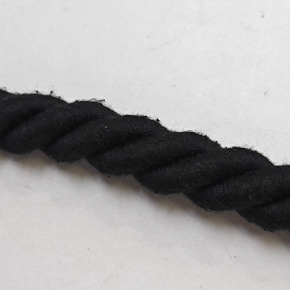 CHANEL EN VOGUE Black LambSkin Quilted Shoulder Bag Handbag with Gold Hardware, 27 Clasp-(SKU)-947279810