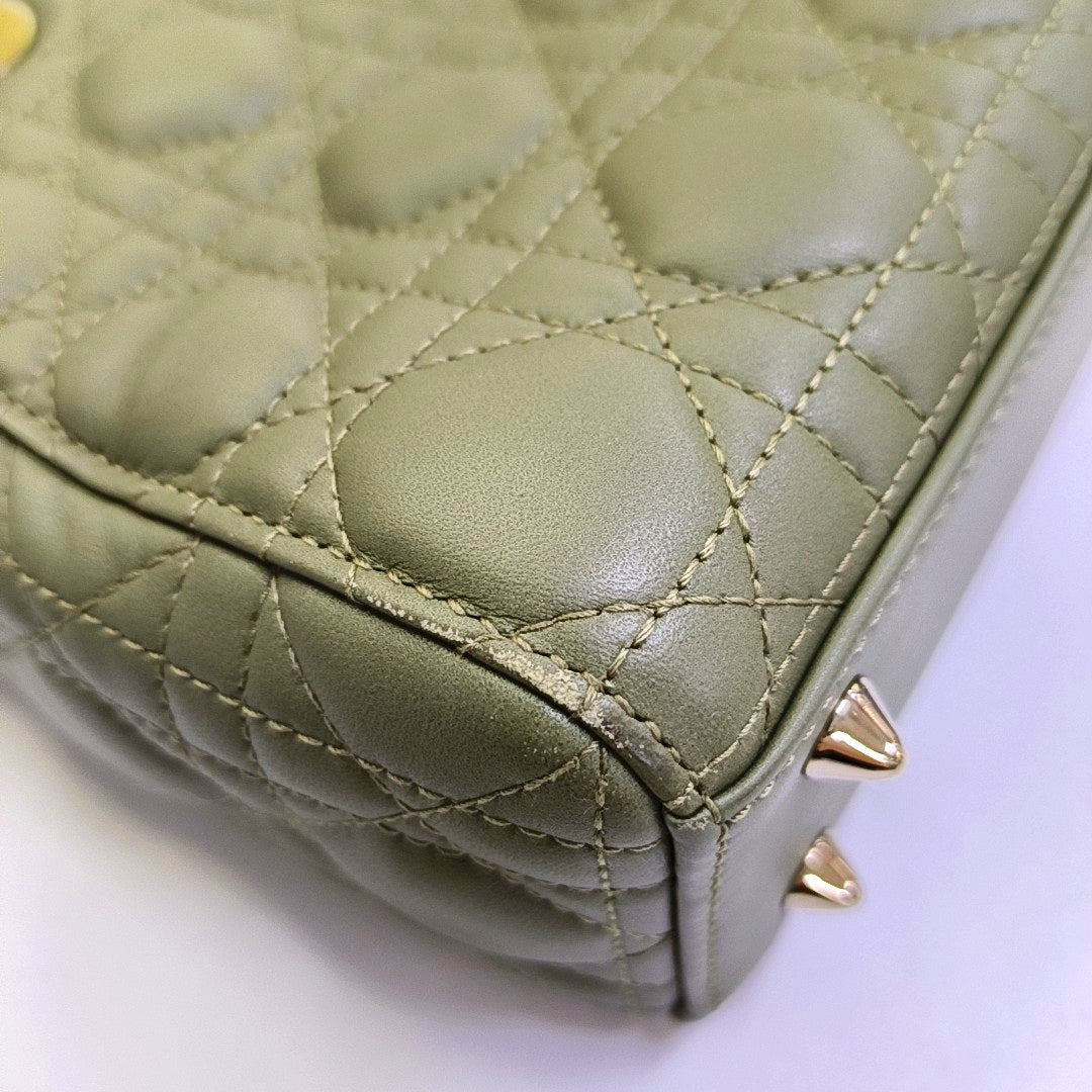 DIOR Lady Dior Small Green Lamb Skin Quilted Cannage Four-Gusset Shoulder Bag with Golden Hardware and Detachable Strap-(SKU)-968039587
