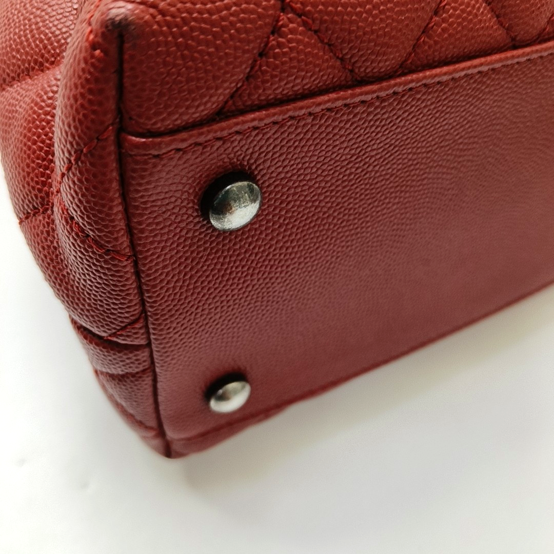 CHANEL COCO HANDLE Large size brick red grained leather quilted diamond pattern Coco Handle bag shoulder bag crossbody bag with silver hardware 23 opening and removable shoulder strap-(SKU)-952642584