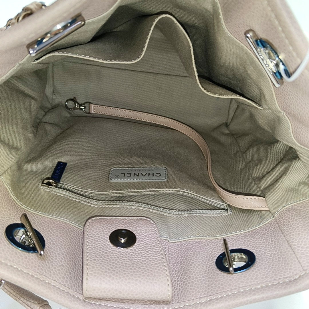 CHANEL DEAUVILLE Pink Leather Quilted Shoulder Bag with Detachable Strap-(SKU)-968656894