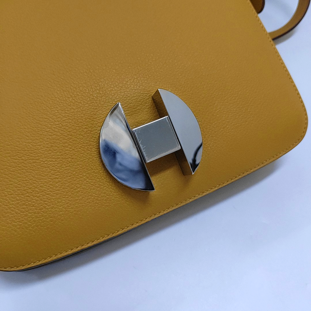 HERMÈS 2002 20 Amber Yellow Evercolor Calfskin Crossbody Shoulder Bag with Silver Hardware, C-(SKU)-957461966