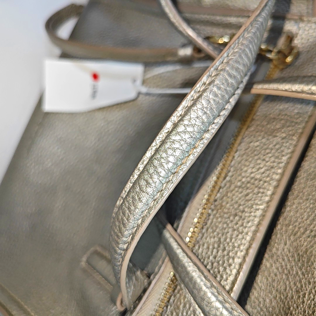 FERRAGAMO Amy Grey Leather Embossed Shoulder Bag Handbag Crossbody Golden hardware Removable shoulder strap-(SKU)-938858716