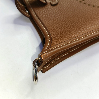 HERMÈS Evelyne TPM Gold Brown Clemence Leather Evelyne Shoulder Bag Crossbody Bag Silver Hardware Removable Strap U Complete Accessories-(SKU)-954343620