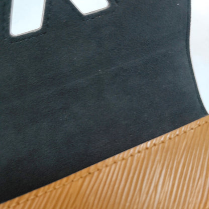 LOUIS VUITTON TWIST Mini Khaki EPI Leather Water Ripple Shoulder Bag Handbag Crossbody Bag Golden Hardware-(SKU)-966729031