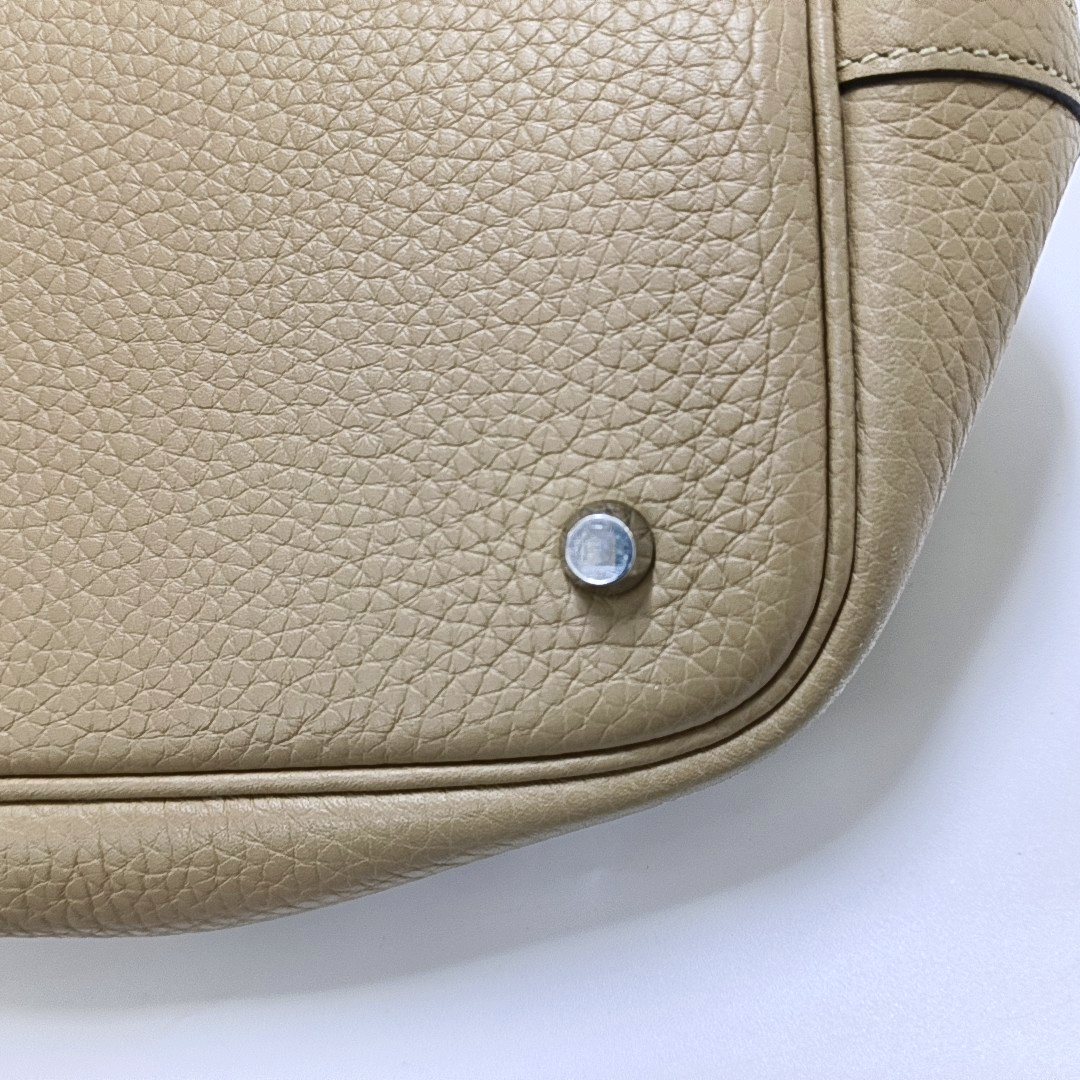 HERMÈS Picotin Lock 22 Khaki Clemence Leather Basket Handbag with Silver Hardware and X Engraving-(SKU)-955859168