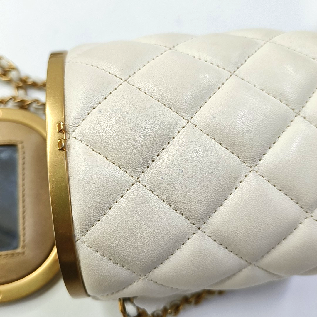 CHANEL CROWN BOX VANITY Small White Calf Leather Quilted Crossbody Shoulder Bag-(SKU)-959504326