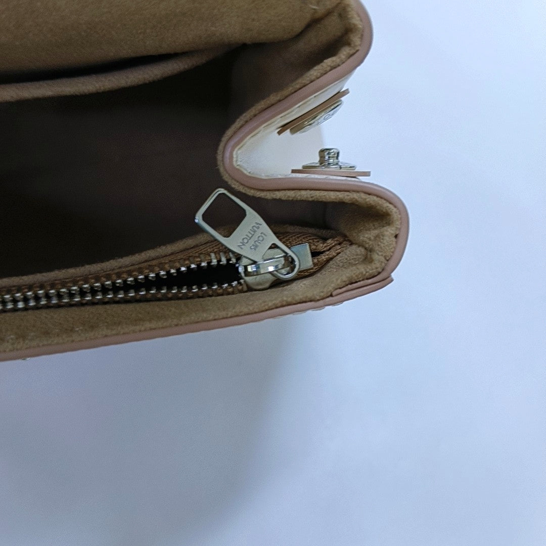 LOUIS VUITTON CLUNY Mini Beige EPI Leather Crinkle Cluny Crossbody Bag Handbag Shoulder Bag Silver Hardware Removable Strap Full Accessories-(SKU)-965650652