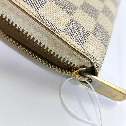 LOUIS VUITTON White Coated Canvas Checkered Wallet Golden hardware-(SKU)-960575120