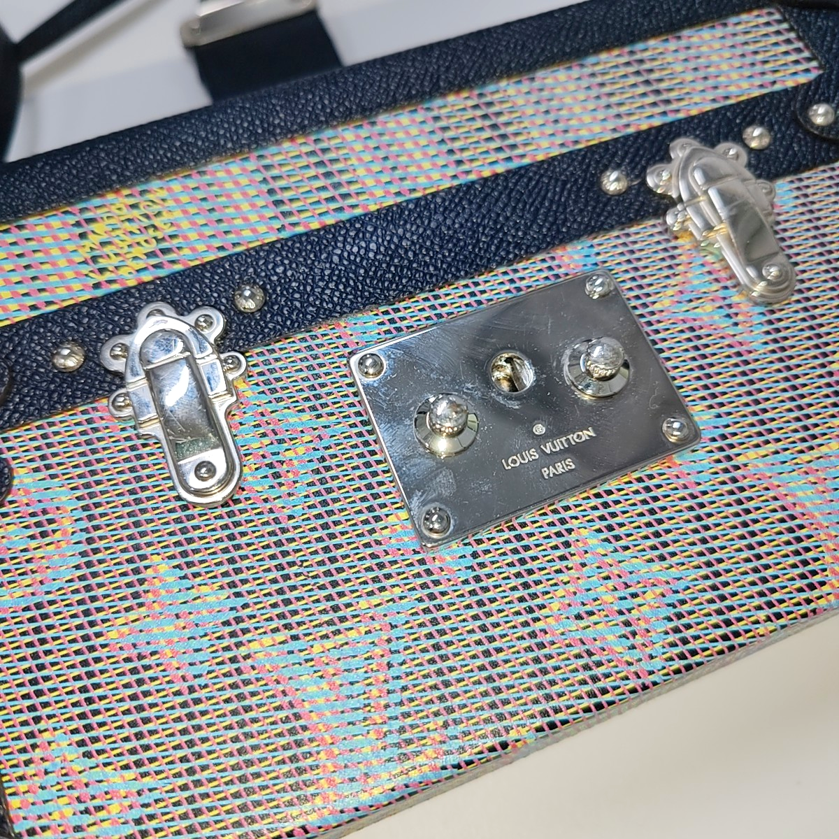 LOUIS VUITTON PETITE MALLE Gray Leather Printed Crossbody Shoulder Bag Silver Hardware Removable Strap-(SKU)-945960647