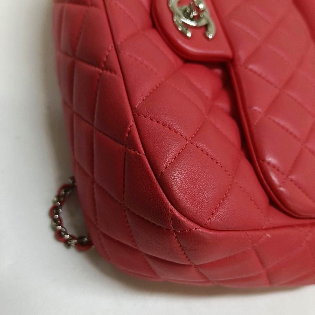 CHANEL IN SEOUL Pink Lamb Leather Diamond Quilted Backpack with Silver Hardware 23 opening-(SKU)-958357493