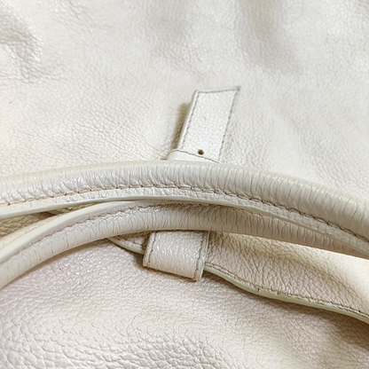 DIOR Tote bag White cowhide waffle pattern quilted single shoulder bag Golden hardware-(SKU)-957417098
