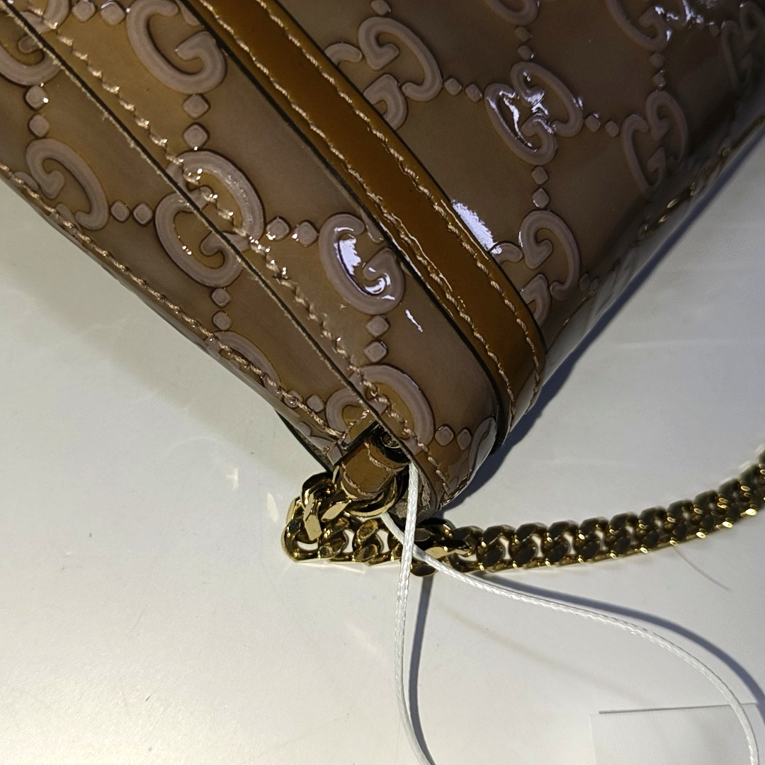 GUCCI Light Purple Patent Leather Monogram Damask Single Shoulder Bag Golden hardware-(SKU)-942136381