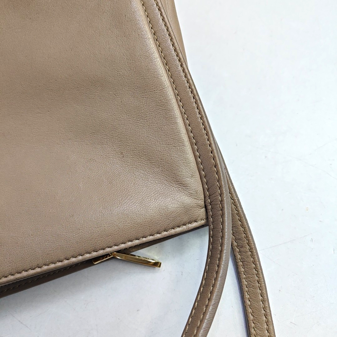 LOEWE Khaki Leather Single Shoulder Bag Tote Bag Golden hardware-(SKU)-958988602