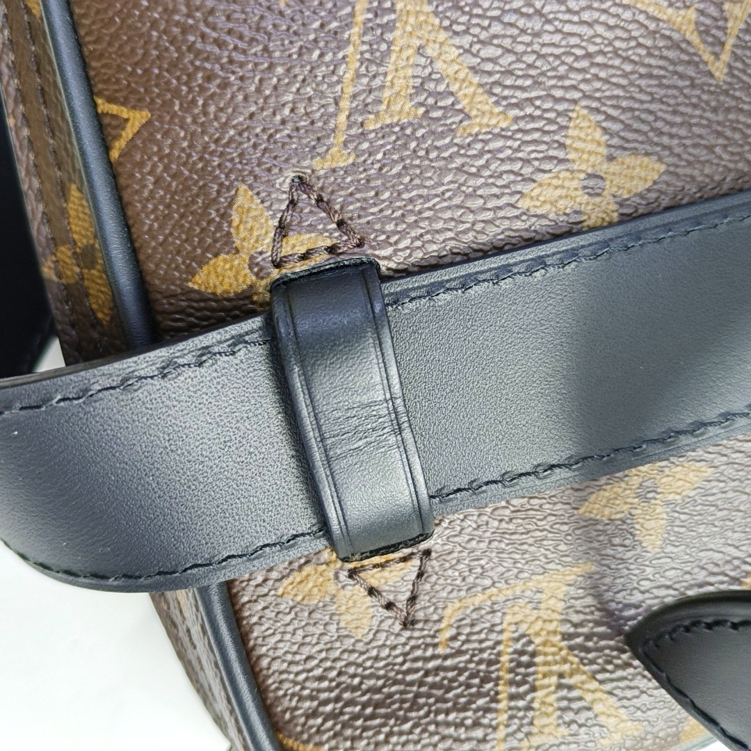 LOUIS VUITTON UTILITY SIDE Brown Coated Canvas Monogram Vernis Camera Bag Fanny Pack Crossbody Bag Shoulder Bag Adjustable Strap Black Hardware 2 Removable Shoulder Straps-(SKU)-945801614