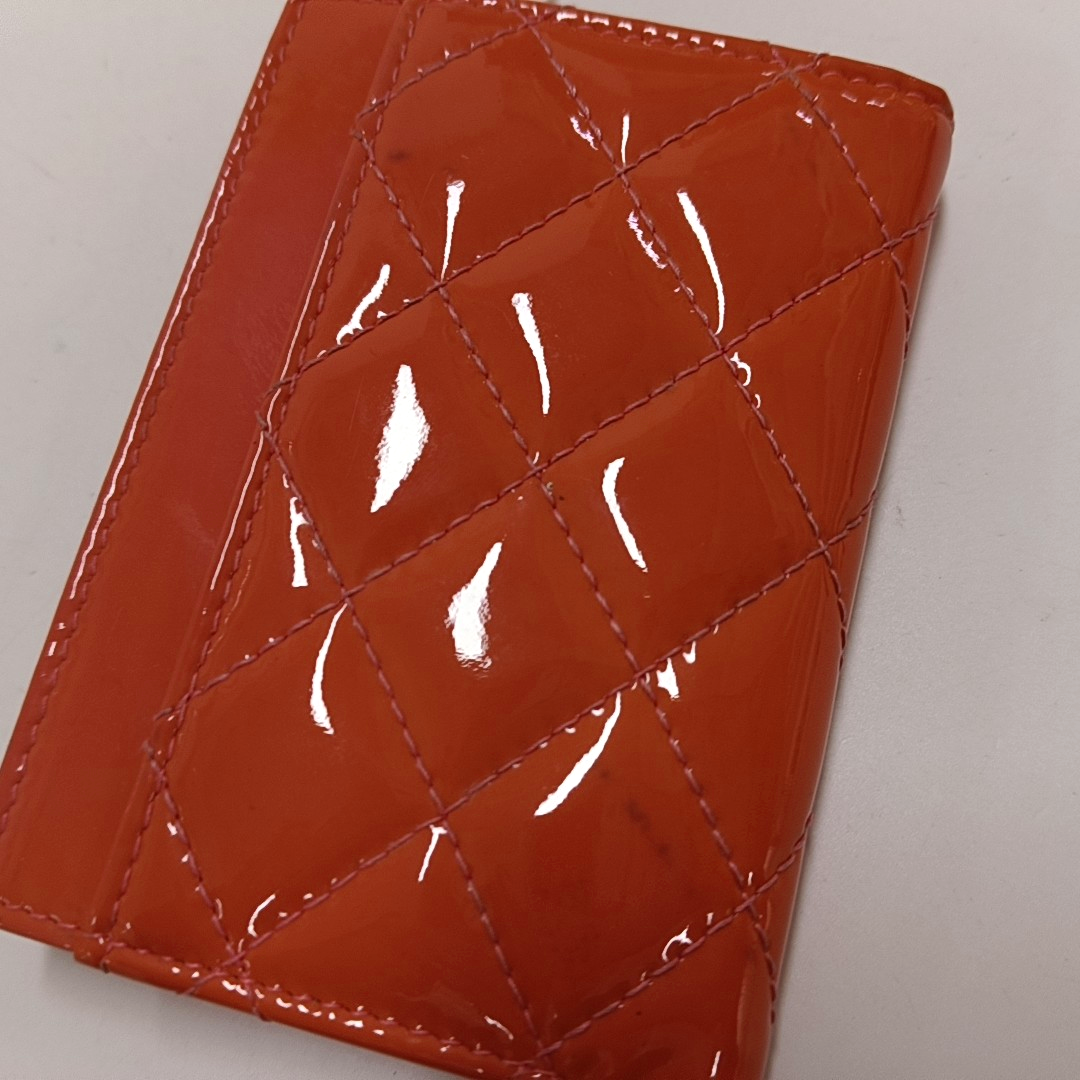 CHANEL Tangerine-Pink Patent Leather Diamond Quilted Card Holder Silver Hardware 21nan-(SKU)-959930843