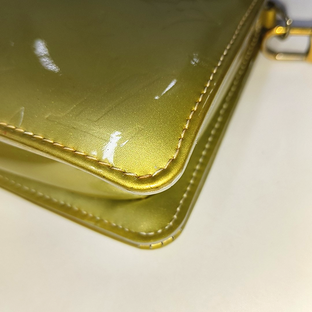 LOUIS VUITTON LEXINGTON Light Green Cowhide Monogrammed Crumpled Shoulder Bag Single Shoulder Bag Golden hardware Removable shoulder strap-(SKU)-939883232