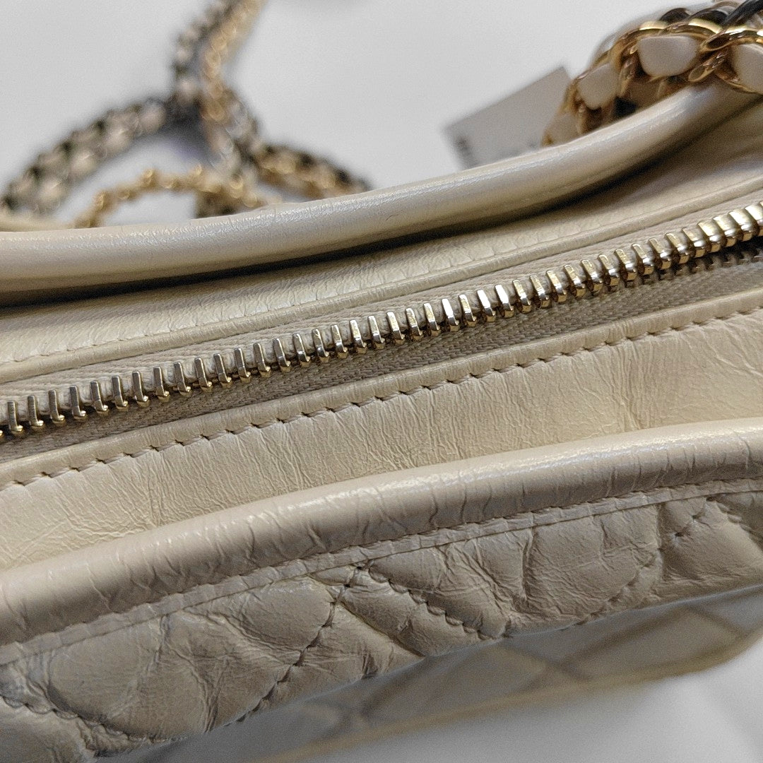 CHANEL GABRIELLE Small White Vintage Calfskin Quilted Chain Bag Crossbody Bag, Single Shoulder Bag, Gold and Silver Rhodium-Plated Hardware, 26 Clasp, Detachable Shoulder Strap-(SKU)-968499103