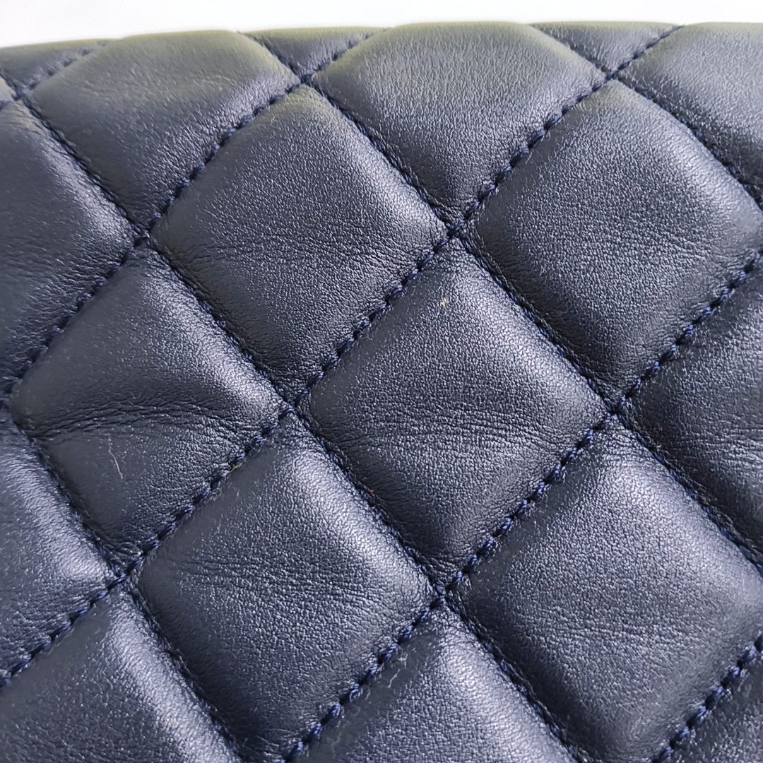 CHANEL PORTOBELLO Blue Calfskin Quilted Matelassé Shoulder Bag Crossbody Bag Handbag Rutenium Hardware 22 Clasp-(SKU)-958286214