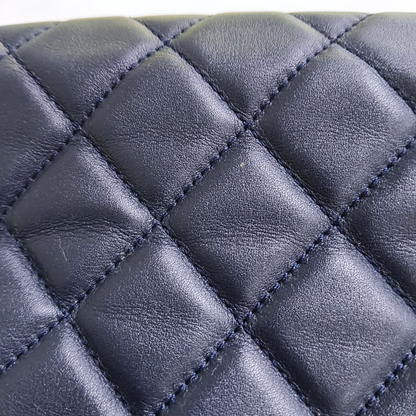 CHANEL PORTOBELLO Blue Calfskin Quilted Matelassé Shoulder Bag Crossbody Bag Handbag Rutenium Hardware 22 Clasp-(SKU)-958286214