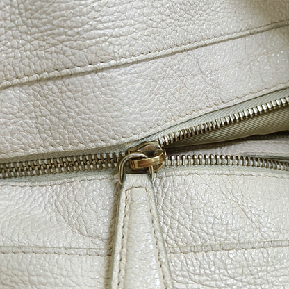 DIOR Tote bag White cowhide waffle pattern quilted single shoulder bag Golden hardware-(SKU)-957417098