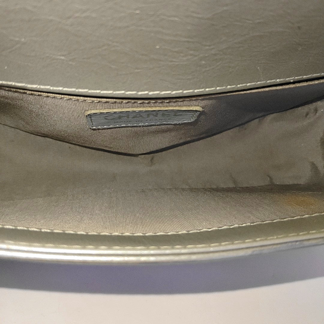 CHANEL BOY CHANEL Medium Silver Calfskin Quilted Shoulder Bag Crossbody Handbag Palladium Hardware 23 Clasp-(SKU)-969782038