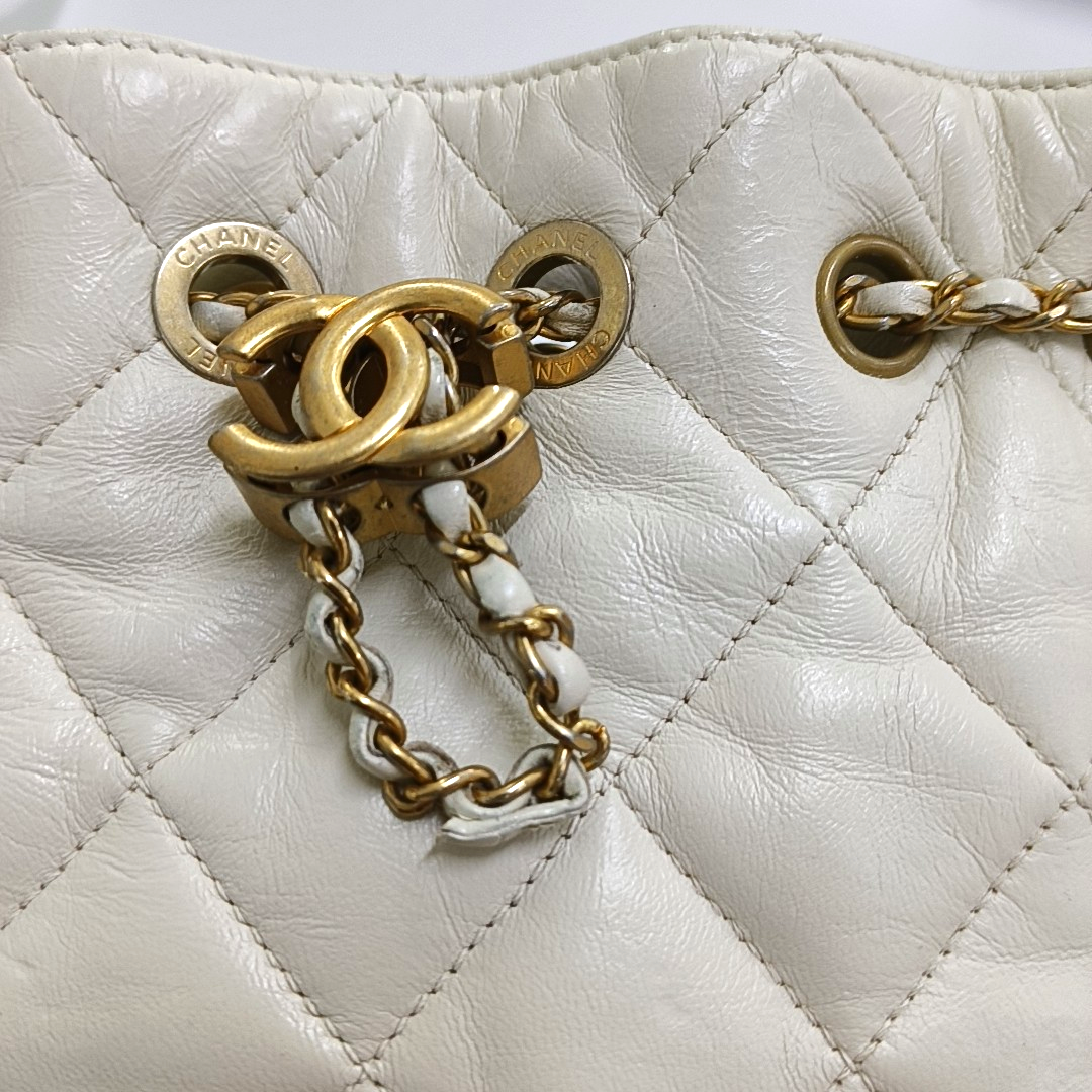CHANEL DRAWSTRING Large White Lamb Leather Quilted Shoulder Bag with Removable Strap-(SKU)-963594078