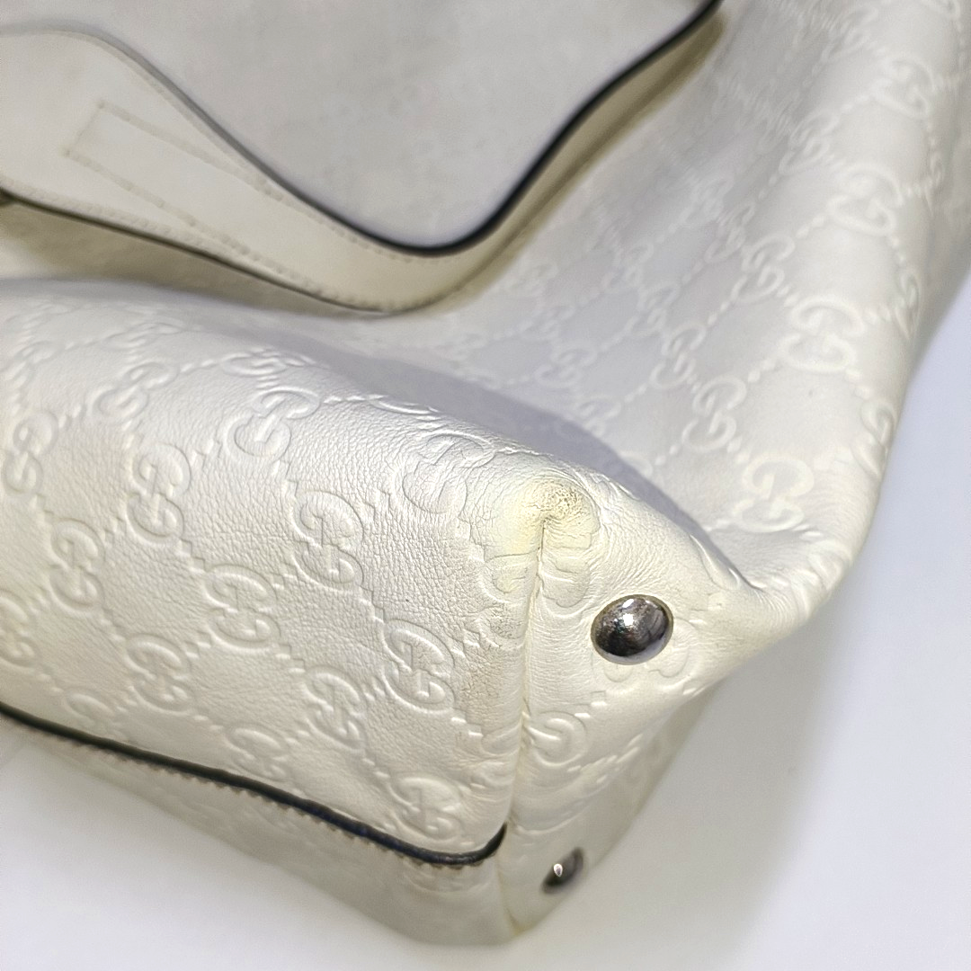 GUCCI Tote bag Beige leather old flower embossed single shoulder bag, crossbody bag Silver Hardware-(SKU)-942708264