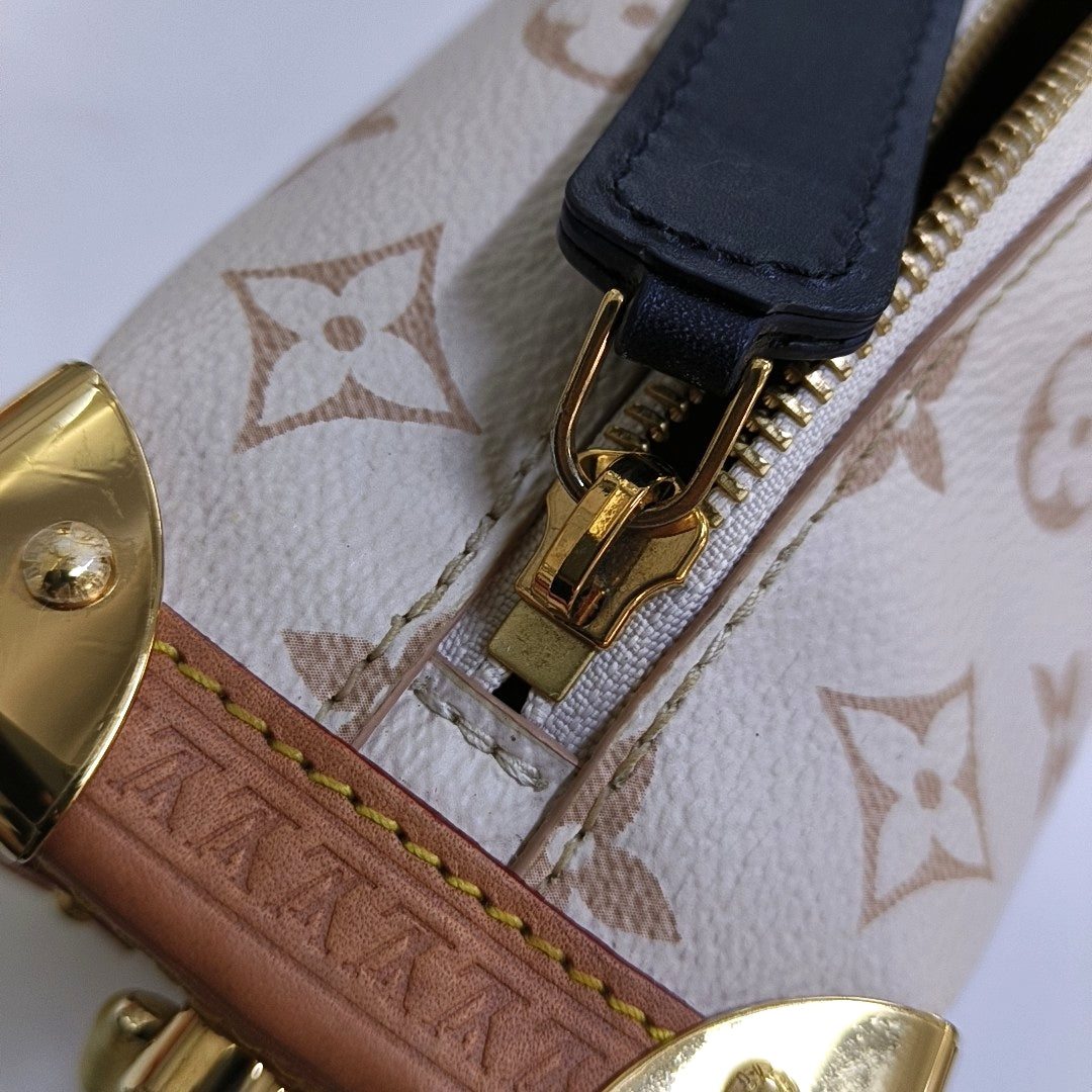 LOUIS VUITTON SOFT TRUNK Medium White Coated Canvas Monogram Soft Trunk Shoulder Bag with Detachable Strap, Gold Hardware-(SKU)-968883980