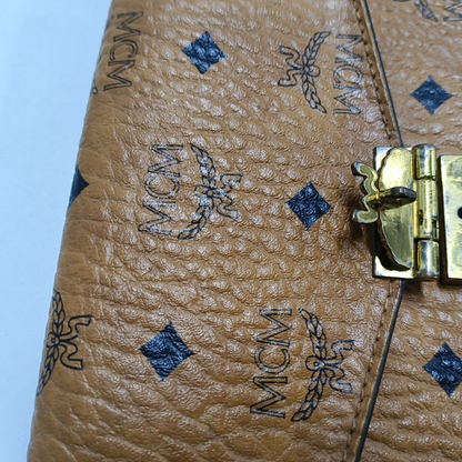 MCM MILLIE  Medium size Cognac coated canvas monogram laurel buckle shoulder bag/crossbody bag Golden hardware Removable shoulder strap-(SKU)-944137648