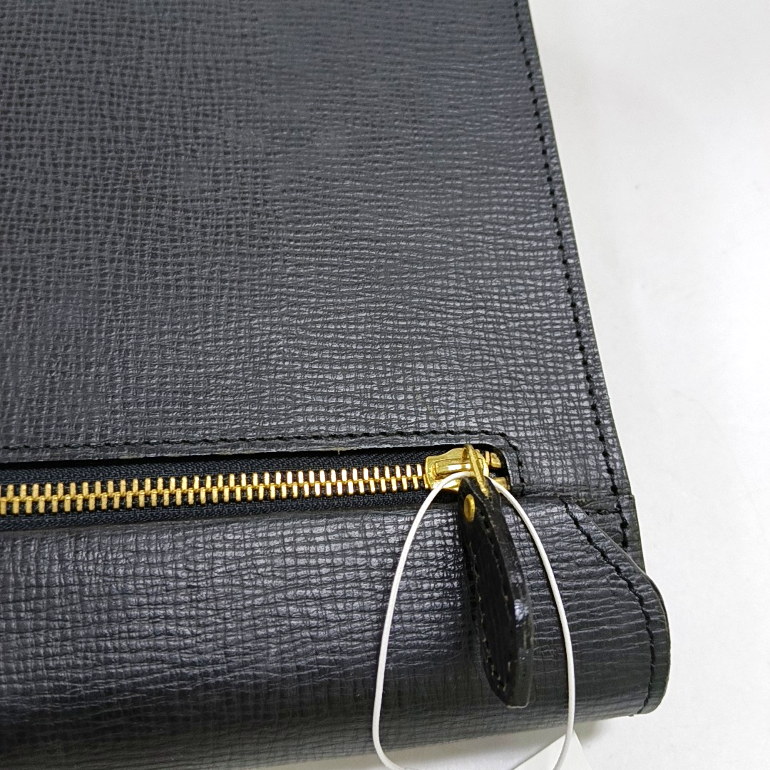 BURBERRY Black Leather Clutch Golden hardware-(SKU)-948252545