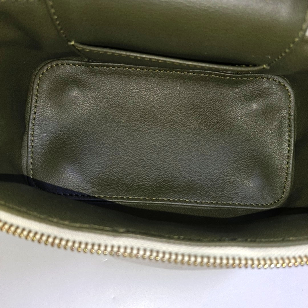 LOUIS VUITTON VANITY CHAIN POUCH Small White Monogrammed Lamb Leather Shoulder Bag with Detachable Strap-(SKU)-969880680