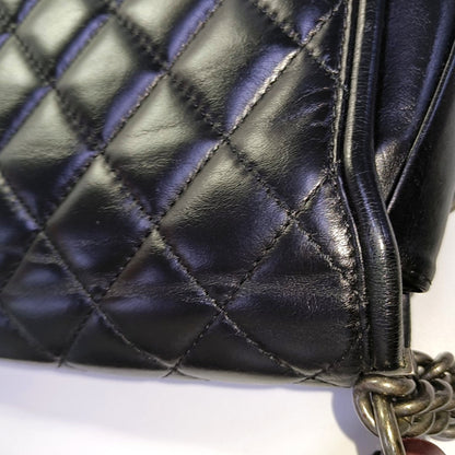 CHANEL PRESTIGE Black Calfskin Quilted Shoulder Bag with Palladium Hardware, 21 Clasp-(SKU)-966292993