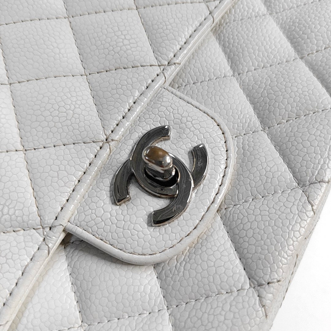 CHANEL CLASSIC FLAP Medium White Quilted Leather Grained Single Shoulder Bag Crossbody Bag with Silver Hardware 12 opening-(SKU)-961743438