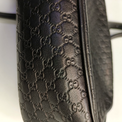 GUCCI Microguccissima Black Calfskin Monogram Embossed Bamboo Bag Single Shoulder Bag Crossbody Bag Golden hardware-(SKU)-951187178