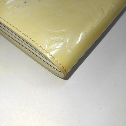 LOUIS VUITTON PORTE MONNAIE Light Yellow Patent Leather Monogram Embossed Wallet Golden hardware-(SKU)-938135509