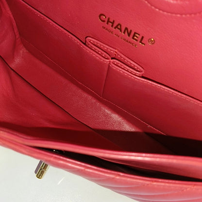 CHANEL CLASSIC FLAP Medium-sized Pink Lamb Skin Quilted V Pattern Crossbody Bag Shoulder Bag 24 Clasp Golden Hardware-(SKU)-967790368