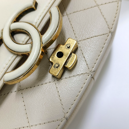 CHANEL COCO CURVE Small Beige Calfskin Quilted Shoulder Bag Tote Bag with Detachable Strap-(SKU)-963064920