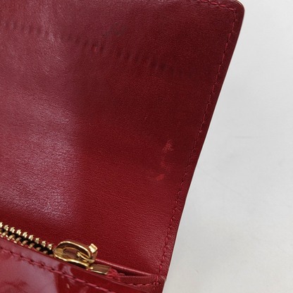 LOUIS VUITTON PORTE MONNAIE Red patent leather embossed wallet Golden hardware-(SKU)-954356366