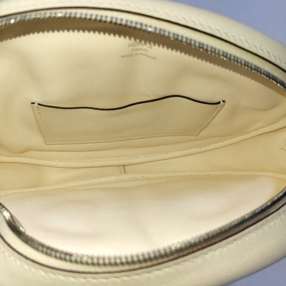 HERMÈS In-The-Loop Cream Swift Leather Quilted Embossed Shoulder Bag with Detachable Strap, Silver Hardware, Z Clasp-(SKU)-968173215